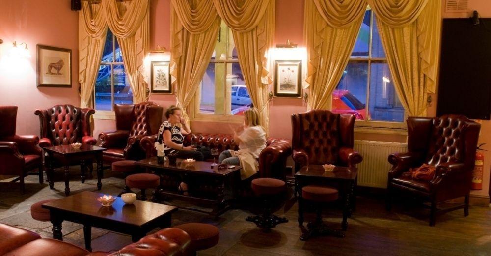 The Imperial Hotel Stroud  Exteriör bild